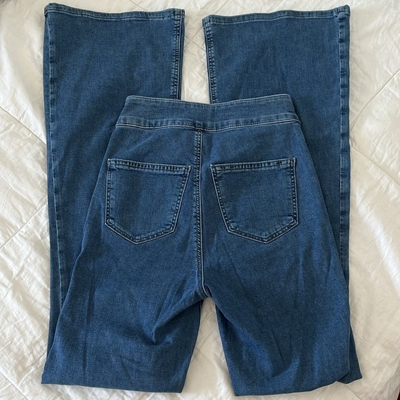 Topshop High-Waist Flare Jeans, like new ✨ - Picture 6 of 8